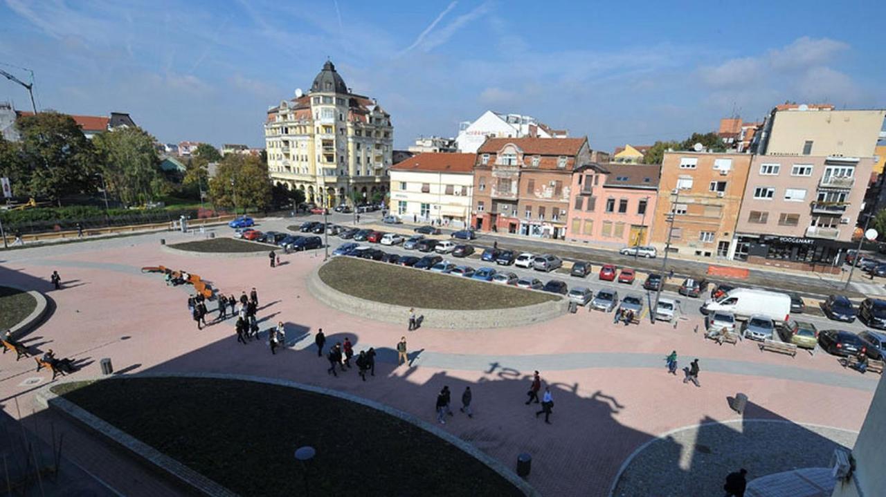 Centar Novi Sad-Studio No. 2 Экстерьер фото